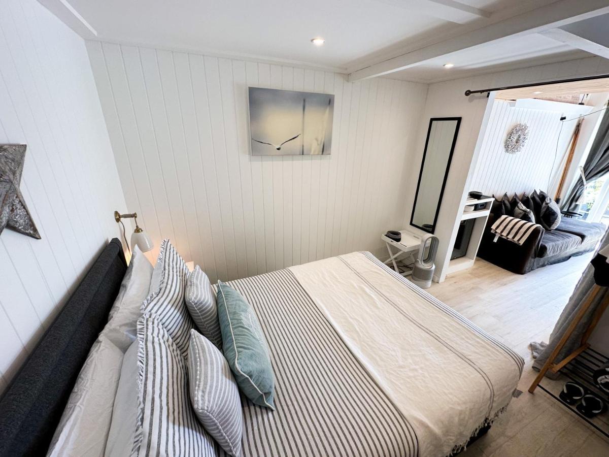 Seaside Cabin Retreat In Hayling Island South Hayling Exterior foto